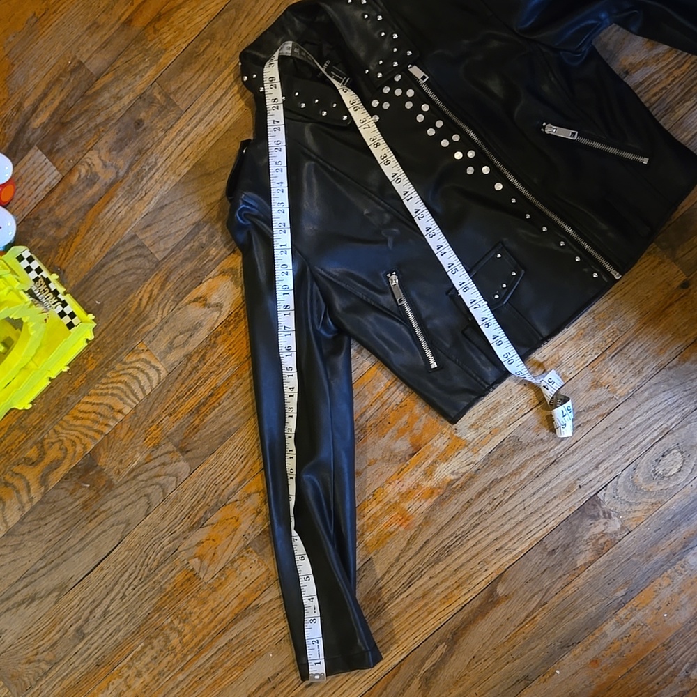Forever 21 Jacket - Picture 8 of 8